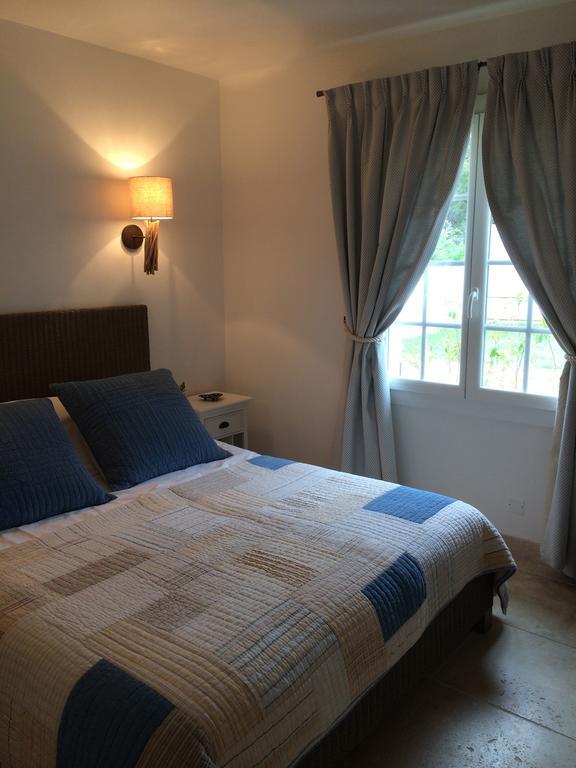 Residence Mas Du Tadorne Saintes-Maries-de-la-Mer Rum bild